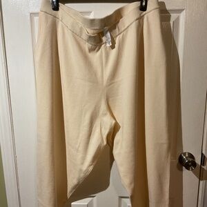 NWOT Wynne Layers Crème Colored Joggers P4X